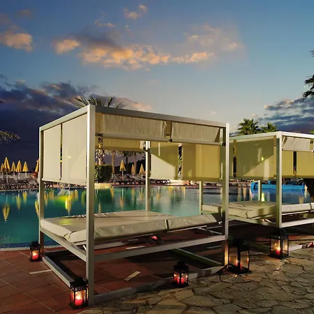 H10 Sentido Playa Esmeralda Hotel 4*