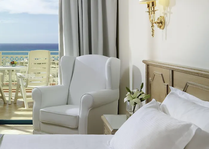 Hotel H10 Playa Esmeralda - Adults Only